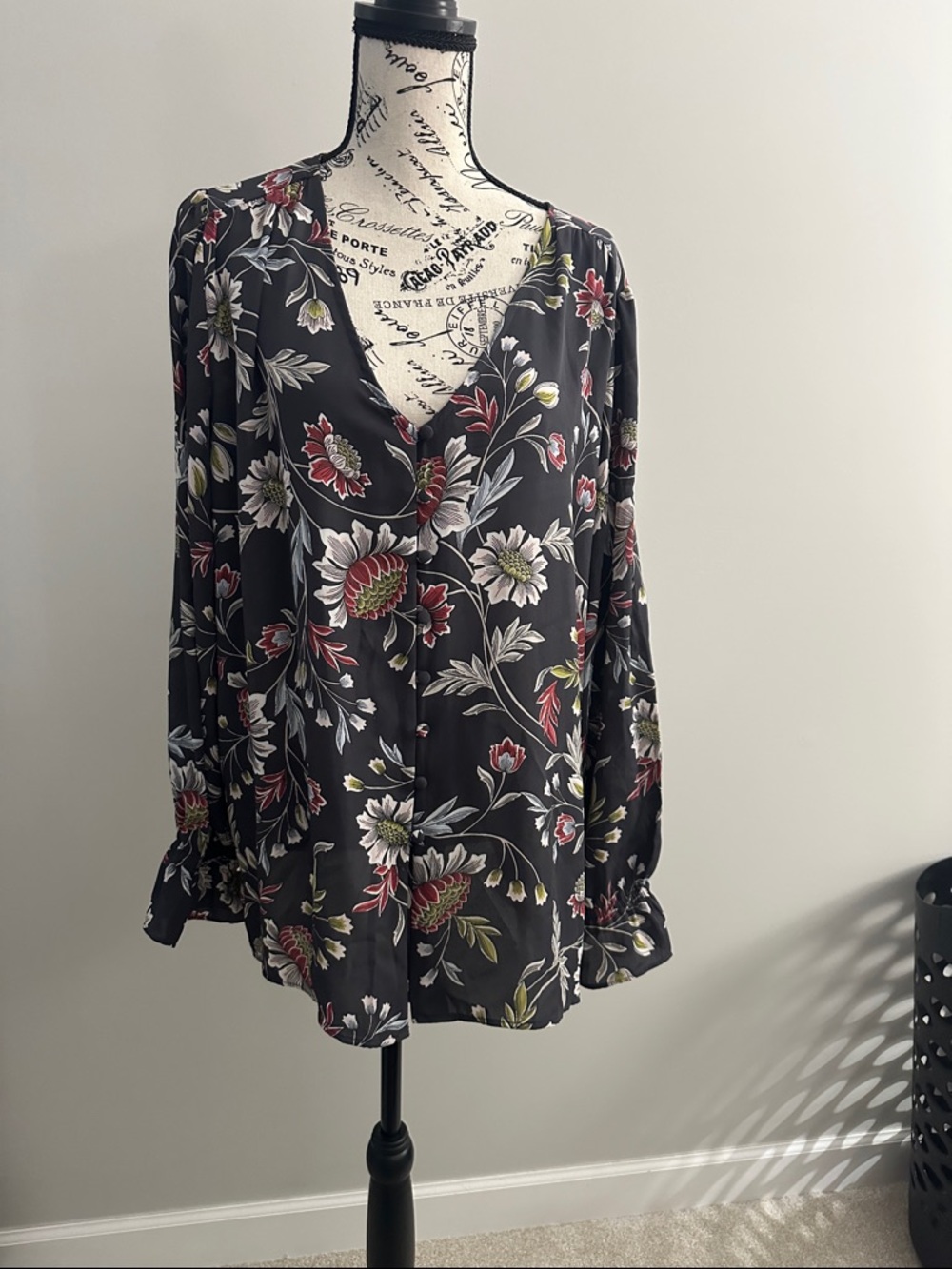 LOFT Steel Grey Floral V-Neck Blouse with Red and Cream Flowers